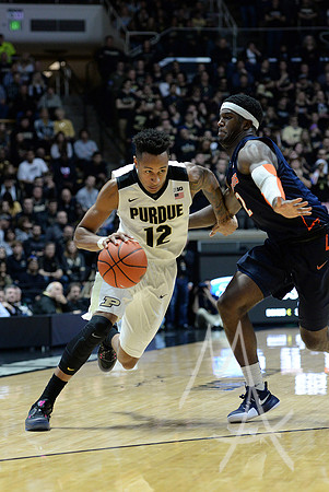 NCAA BASKETBALL: JAN 17 Illinois at Purdue