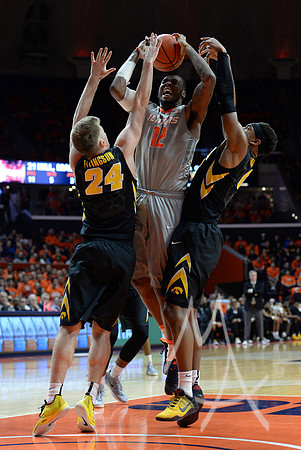 NCAA BASKETBALL: JAN 25 Iowa at Illinois