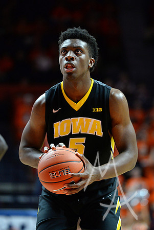 COLLEGE BASKETBALL: JAN 25 Iowa at Illinois