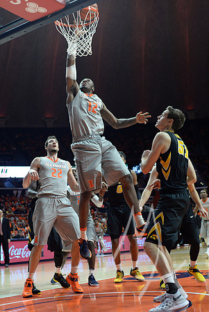 COLLEGE BASKETBALL: JAN 25 Iowa at Illinois