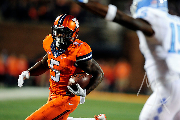 NCAA FOOTBALL: SEP 10 North Carolina at Illinois