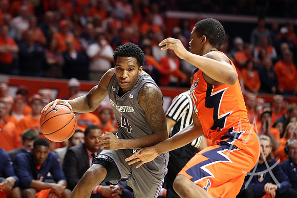 COLLEGE BASKETBALL: FEB 21 Northwestern at Illinois
