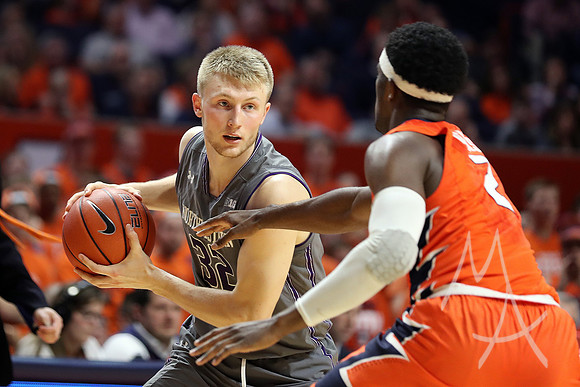 COLLEGE BASKETBALL: FEB 21 Northwestern at Illinois