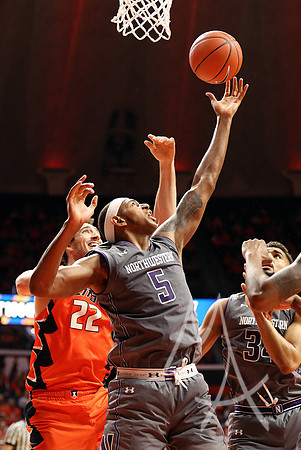 COLLEGE BASKETBALL: FEB 21 Northwestern at Illinois