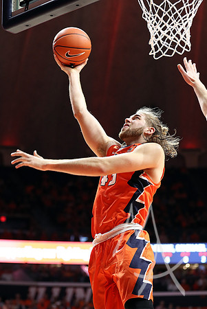 COLLEGE BASKETBALL: FEB 21 Northwestern at Illinois