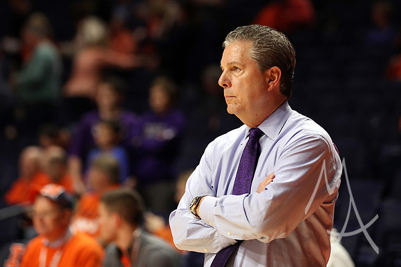 COLLEGE BASKETBALL: FEB 21 Northwestern at Illinois