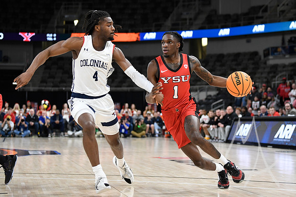 COLLEGE BASKETBALL: MAR 11 Horizon League Championship Robert Morris vs Youngstown State