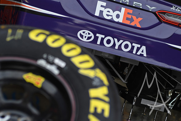 AUTO: MAR 10 NASCAR Monster Energy Cup Series - Kobalt 400