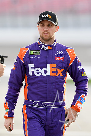 AUTO: MAR 10 NASCAR Monster Energy Cup Series - Kobalt 400