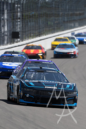 AUTO: JUN 02 NASCAR Cup Series Enjoy Illinois 300 presented by TicketSmarter