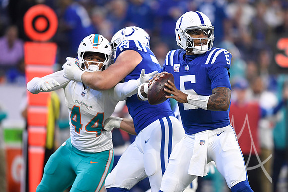 NFL: OCT 20 Dolphins at Colts