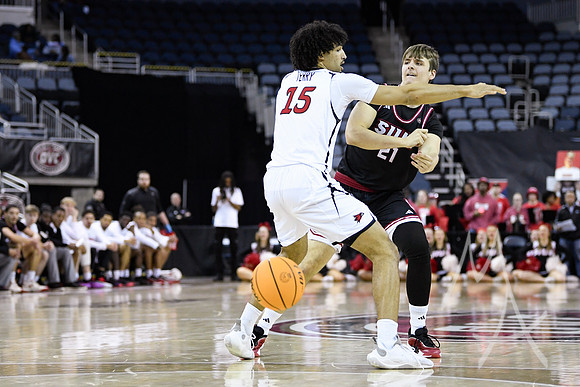 COLLEGE BASKETBALL: MAR 08 Ohio Valley Championship Southeast Missouri vs SIU Edwardsville