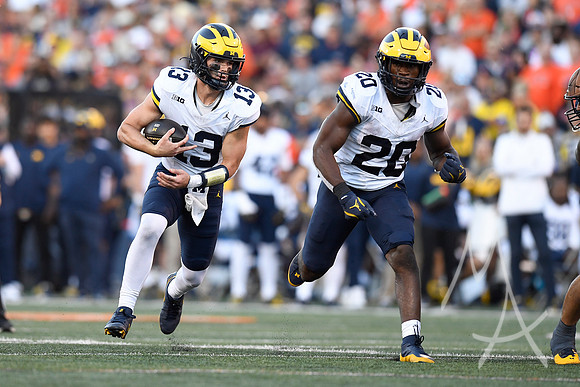 COLLEGE FOOTBALL: OCT 19 Michigan at Illinois