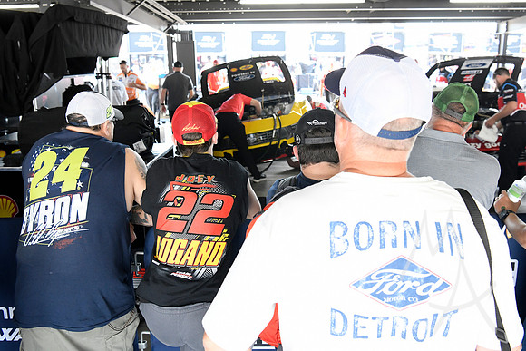 AUTO: JUN 02 NASCAR Cup Series Enjoy Illinois 300 presented by TicketSmarter