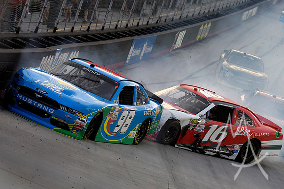 AUTO: AUG 18 NASCAR Xfinity Series - Food City 300