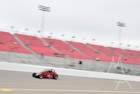 AUTO: AUG 27 USAC Silver Crown Outfront 100