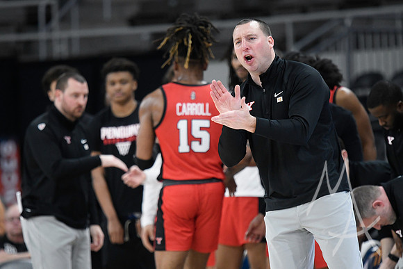 COLLEGE BASKETBALL: MAR 11 Horizon League Championship Robert Morris vs Youngstown State