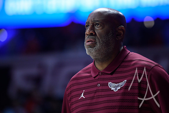 COLLEGE BASKETBALL: NOV 23 Maryland Eastern Shore at Illinois