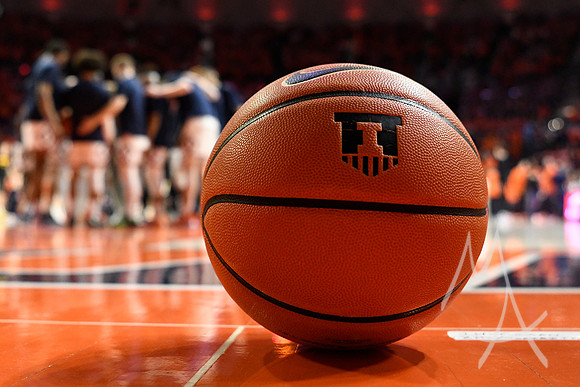 Iowa Illinois Basketball