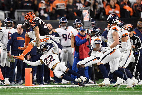 NFL: DEC 28 Broncos at Bengals