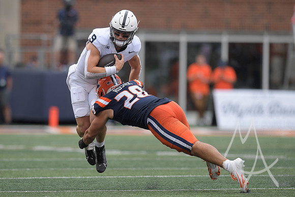 COLLEGE FOOTBALL: SEP 16 Penn State at Illinois