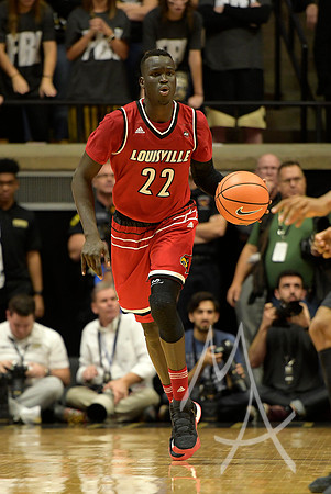 COLLEGE BASKETBALL: NOV 28 Louisville at Purdue
