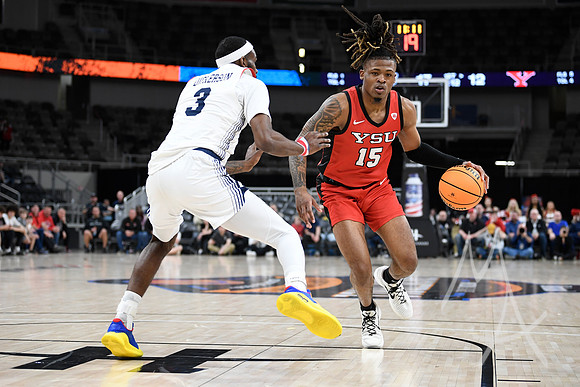 COLLEGE BASKETBALL: MAR 11 Horizon League Championship Robert Morris vs Youngstown State