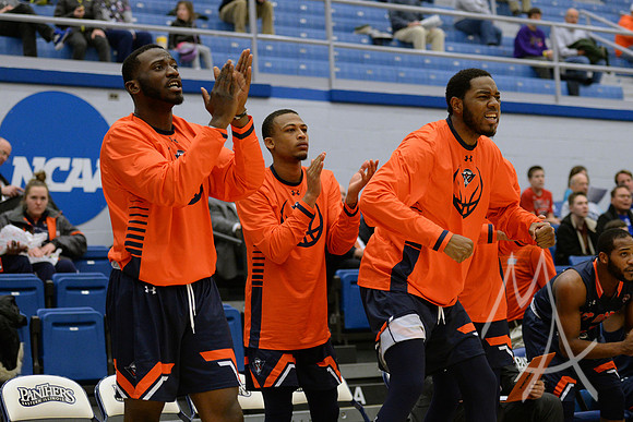 COLLEGE BASKETBALL: JAN 18 UT Martin at Eastern Illinois
