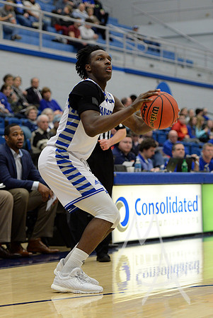 COLLEGE BASKETBALL: JAN 18 UT Martin at Eastern Illinois