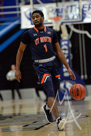 COLLEGE BASKETBALL: JAN 18 UT Martin at Eastern Illinois