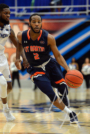 COLLEGE BASKETBALL: JAN 18 UT Martin at Eastern Illinois