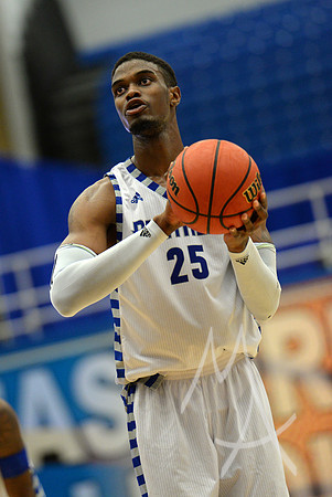 COLLEGE BASKETBALL: JAN 18 UT Martin at Eastern Illinois