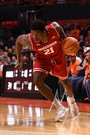 COLLEGE BASKETBALL: FEB 08 Wisconsin at Illinois
