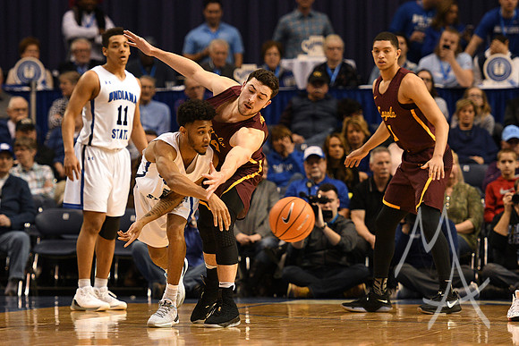COLLEGE BASKETBALL: FEB 10 Loyola-Chicago at Indiana State