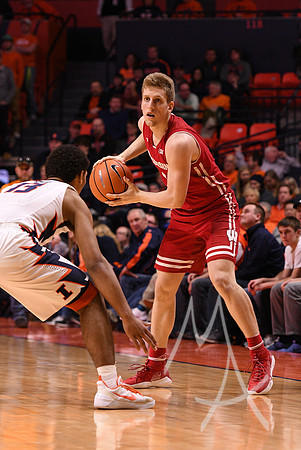 COLLEGE BASKETBALL: FEB 08 Wisconsin at Illinois