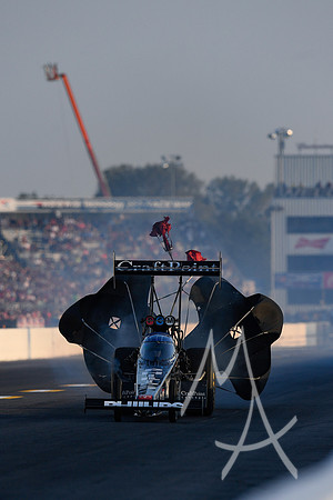 AUTO: SEP 30 NHRA Midwest Nationals