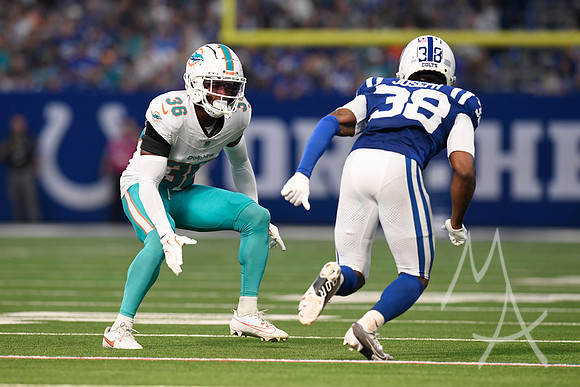 NFL: OCT 20 Dolphins at Colts