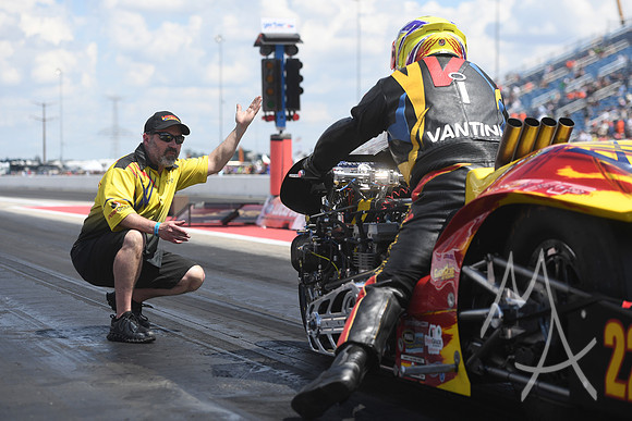 AUTO: MAY 18 NHRA Route 66 Nationals