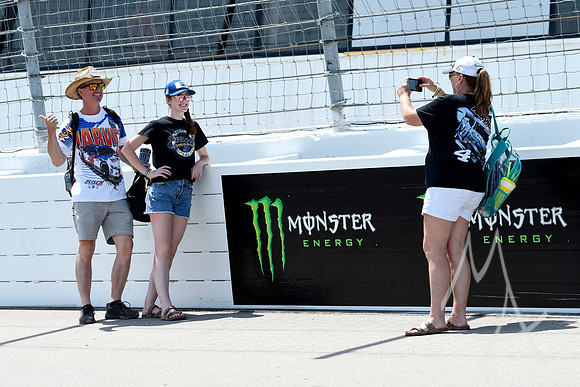 AUTO: JUN 05 NASCAR Cup Series Enjoy Illinois 300 Presented by TicketSmarter