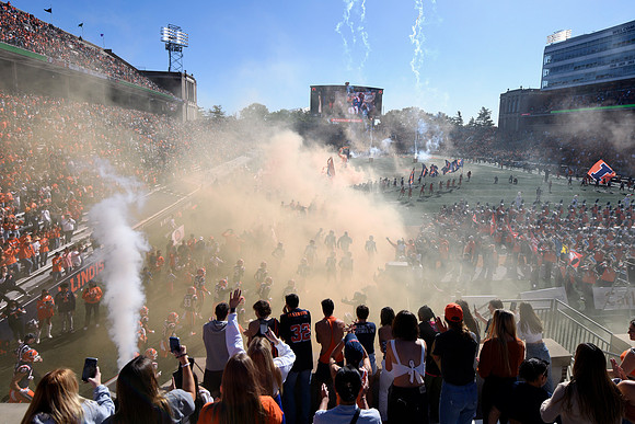 COLLEGE FOOTBALL: OCT 21 Wisconsin at Illinois