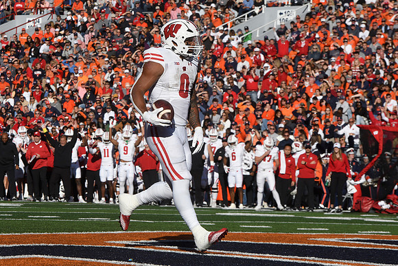 COLLEGE FOOTBALL: OCT 21 Wisconsin at Illinois
