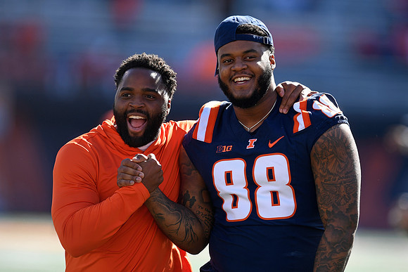 COLLEGE FOOTBALL: OCT 21 Wisconsin at Illinois