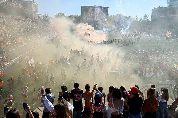 COLLEGE FOOTBALL: OCT 21 Wisconsin at Illinois