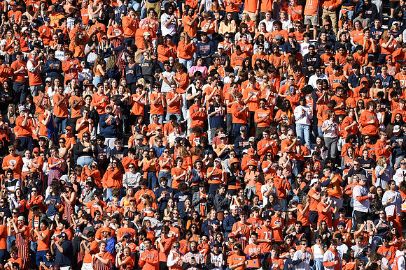 COLLEGE FOOTBALL: OCT 21 Wisconsin at Illinois