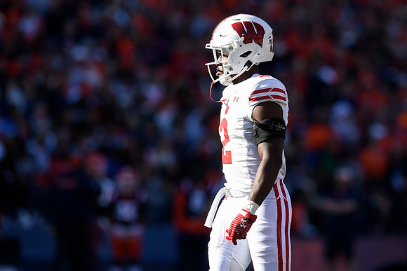 COLLEGE FOOTBALL: OCT 21 Wisconsin at Illinois