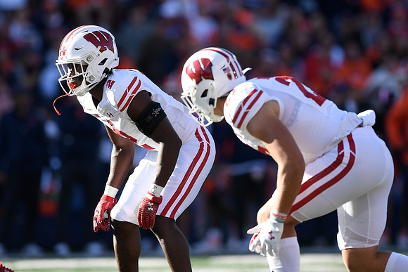 COLLEGE FOOTBALL: OCT 21 Wisconsin at Illinois