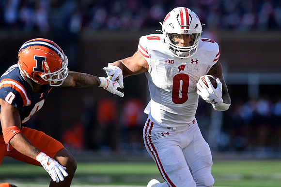 COLLEGE FOOTBALL: OCT 21 Wisconsin at Illinois