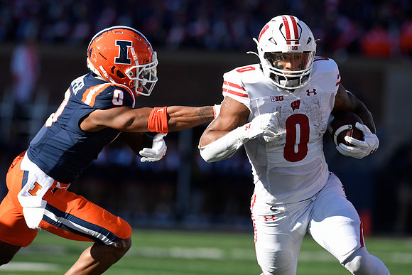 COLLEGE FOOTBALL: OCT 21 Wisconsin at Illinois