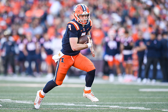 COLLEGE FOOTBALL: OCT 21 Wisconsin at Illinois