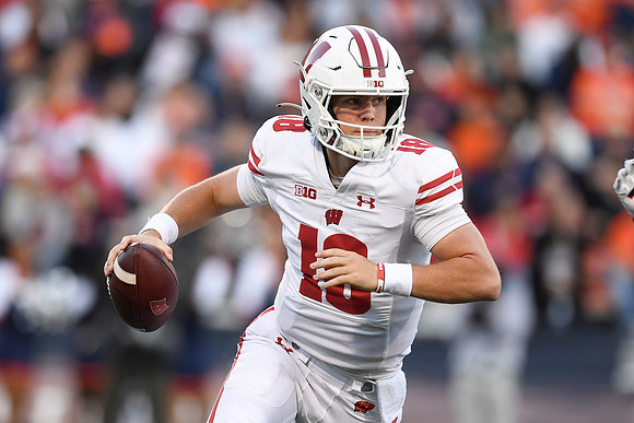 COLLEGE FOOTBALL: OCT 21 Wisconsin at Illinois